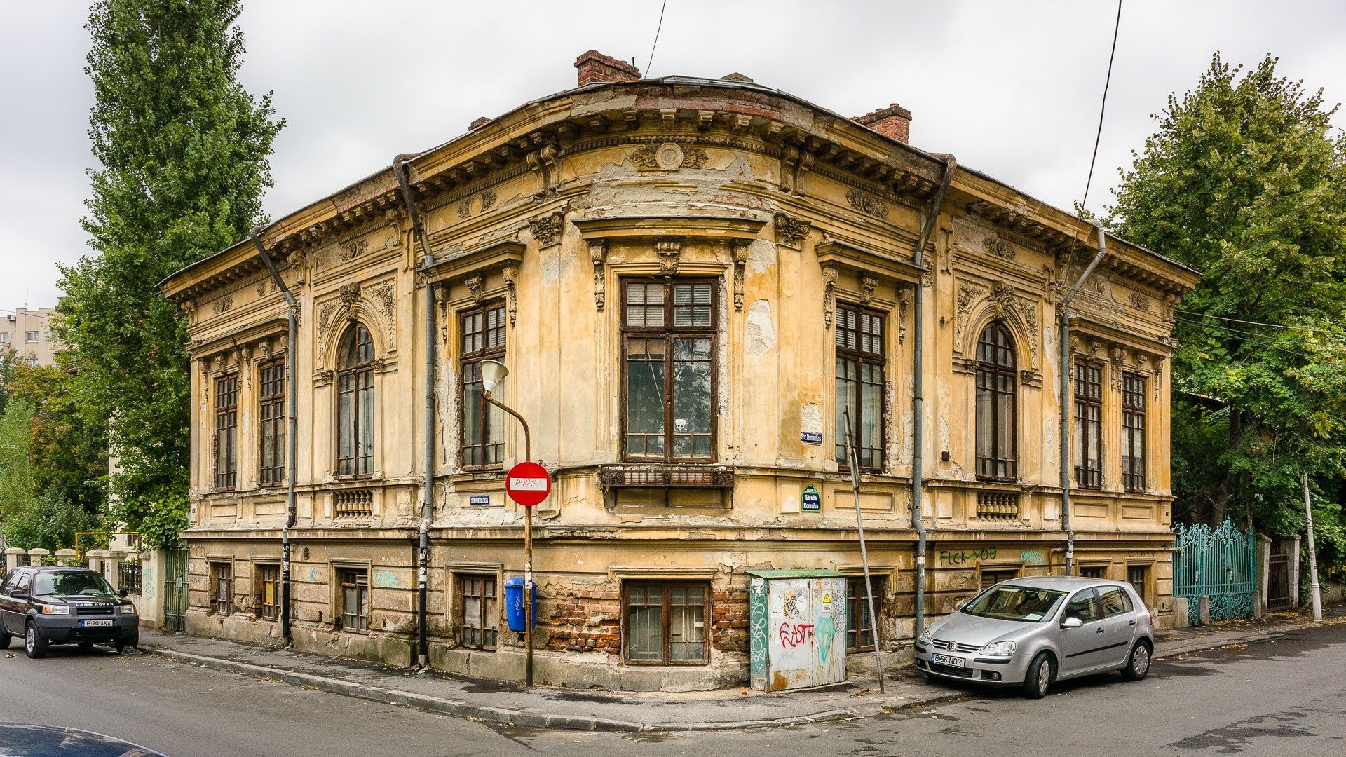 Casa sângelui negru. Povestea terifiantă din București. Ce fenomene bizare se petrec aici