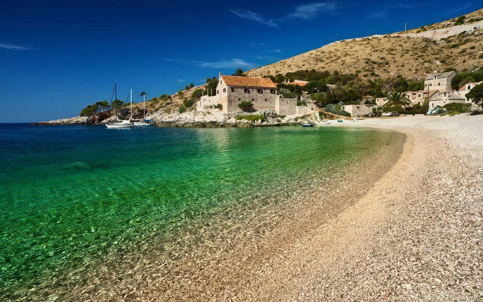 Cele mai frumoase plaje din Croația. Plaja Uvala Dubovica