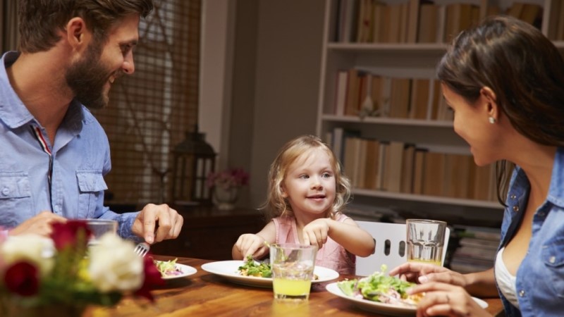 Codul bunelor maniere. Cum trebuie să-ți înveți copilul să se comporte la școală