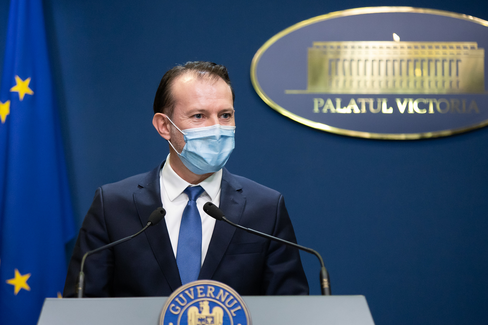 Când se va renunța la mască în spațiile publice. Premierul României a spus clar în ce condiții va fi posibil acest lucru