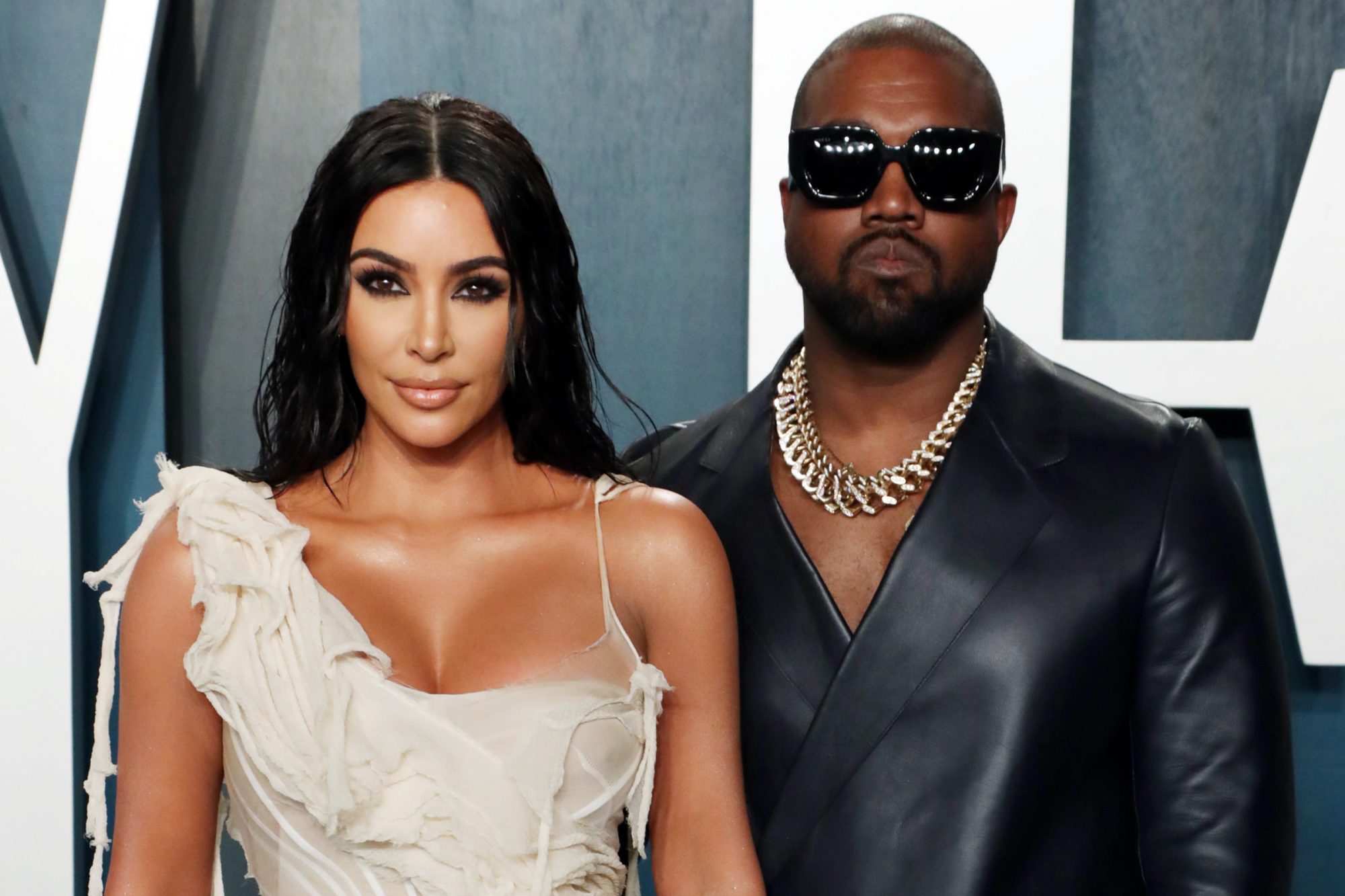 Kim Kardashian a anunțat că divorțează de Kanye West