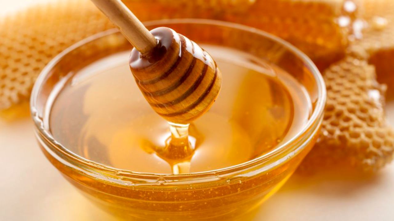 Mierea, alimentul care nu expiră niciodată