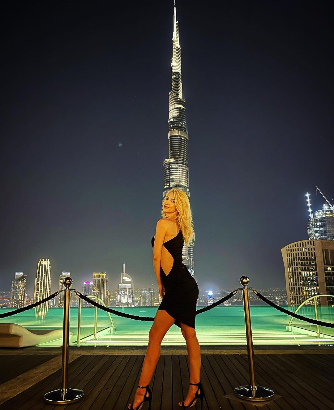 Andreea Balan in Dubai