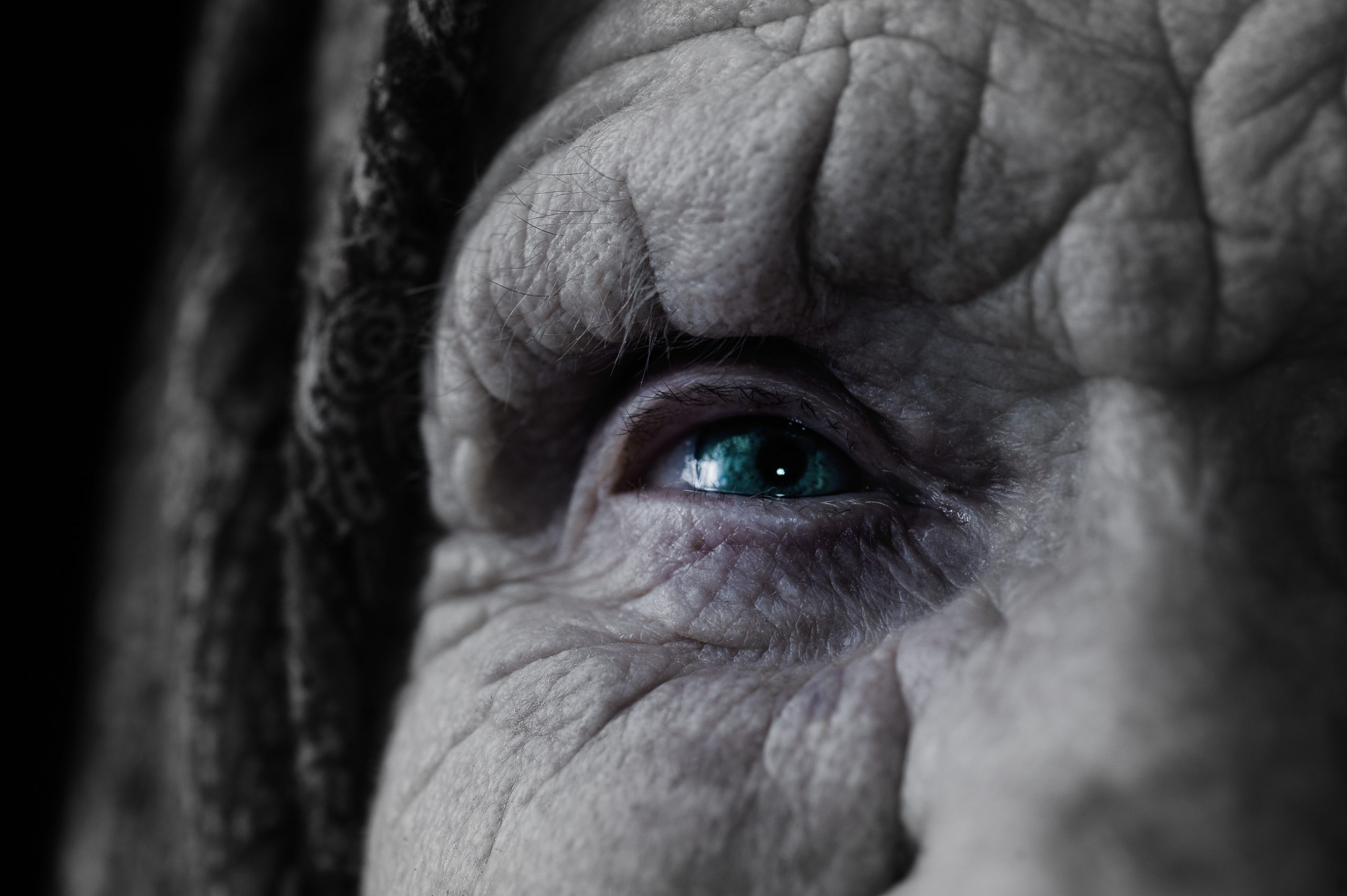 Ce descântece trebuie să-ți rostească cineva dacă ești deocheat