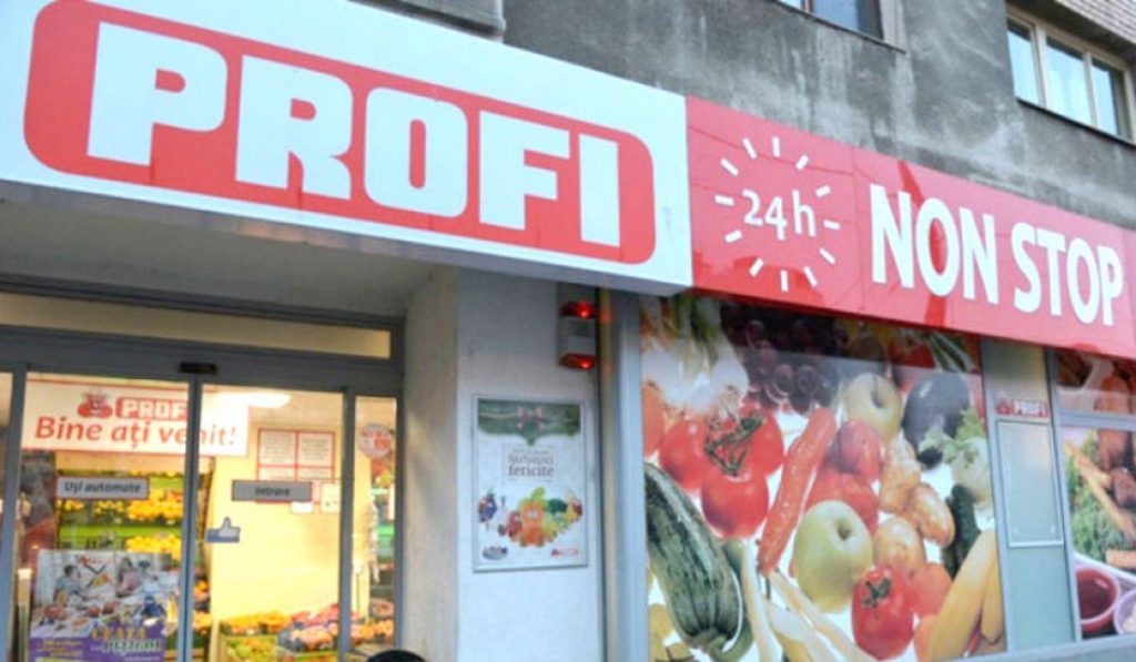 Ce salariu încasează o casieră la Profi