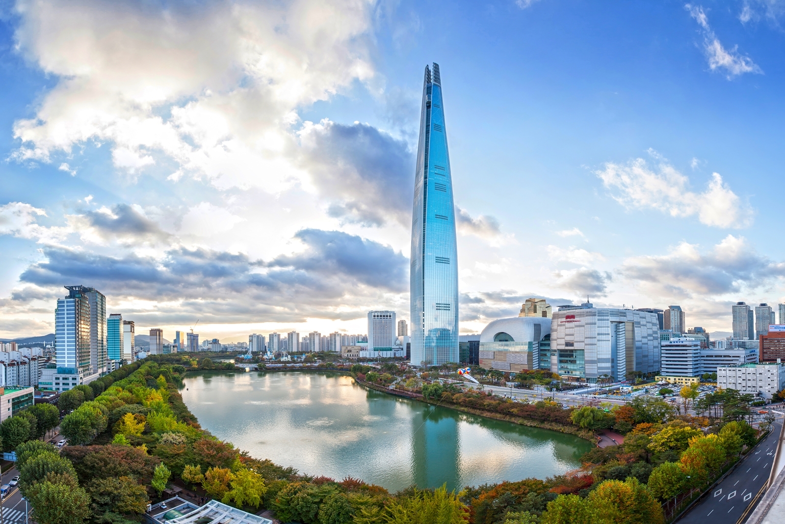 Cele mai înalte clădiri din lume. Lotte World Tower