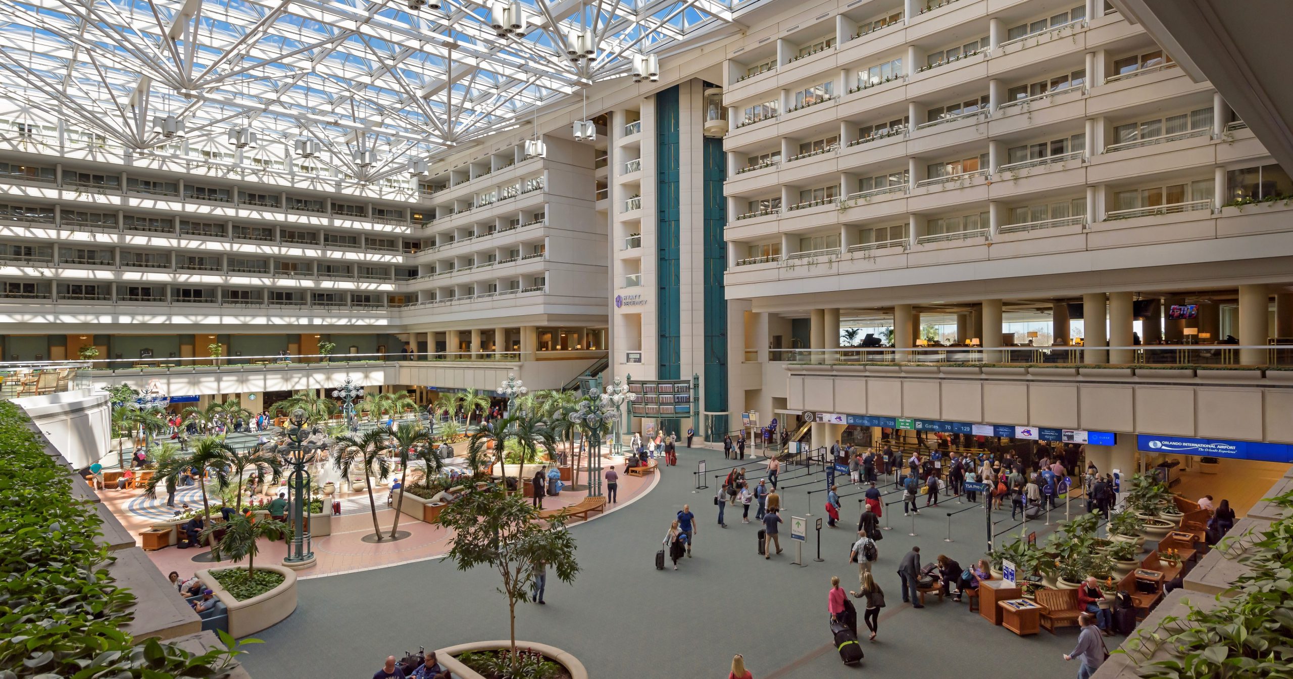 Cele mai mari aeroporturi din lume. Aeroportul internațional Orlando (MCO)