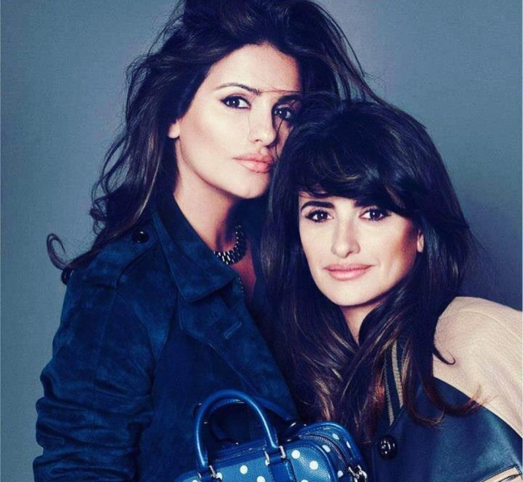 Monica, sora mai mică a Penelopei Cruz