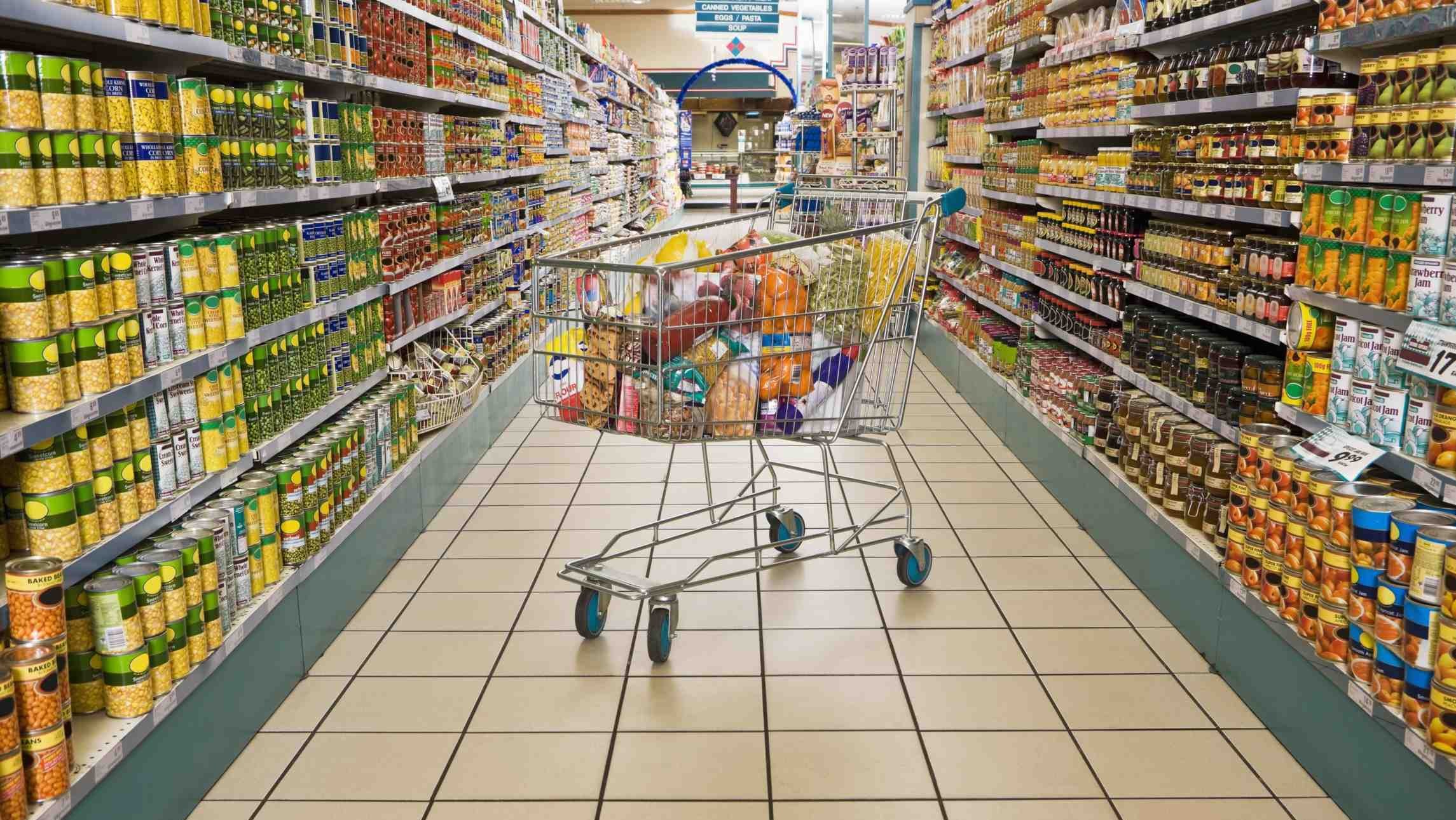Gresia din supermarketuri amplifică zgomotul cărucioarelor