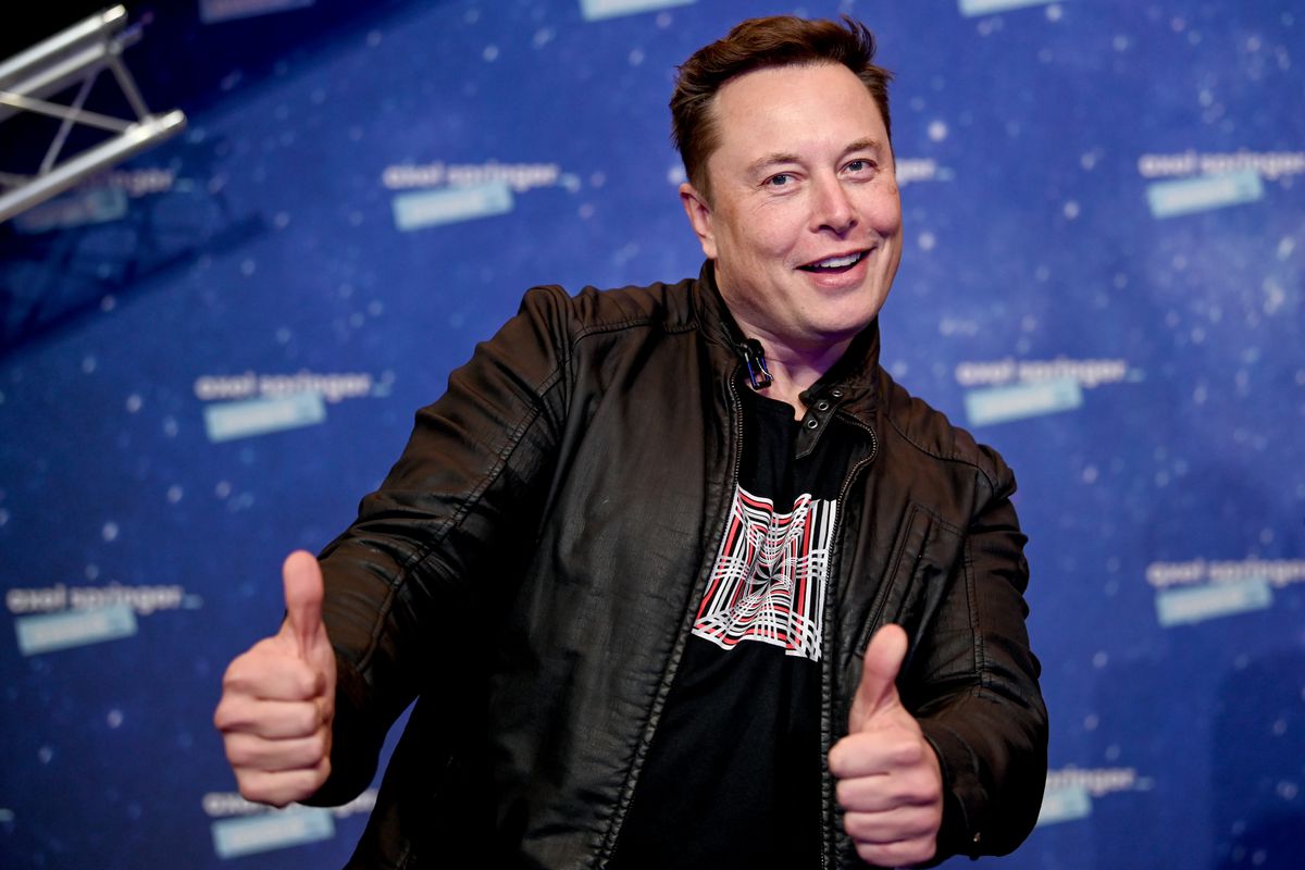 Elon Musk a dezvaluit ca sufera de sindromul Asperger