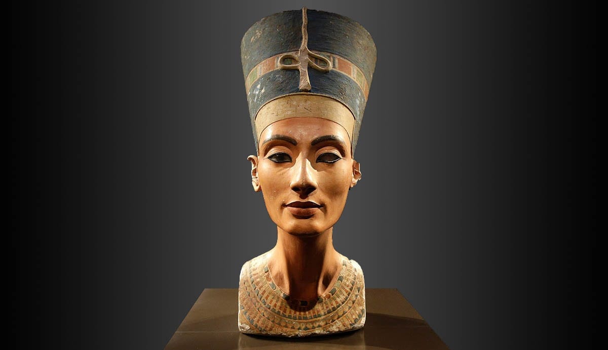 Nefertiti a fost considerata cea mai frumoasa femeie din lume