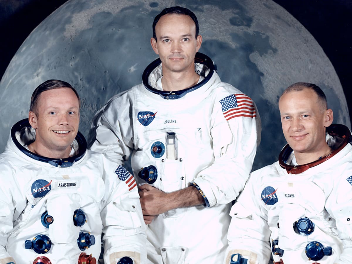  Neil Armstrong , Edwin Buzz Aldrin si Michael Collins