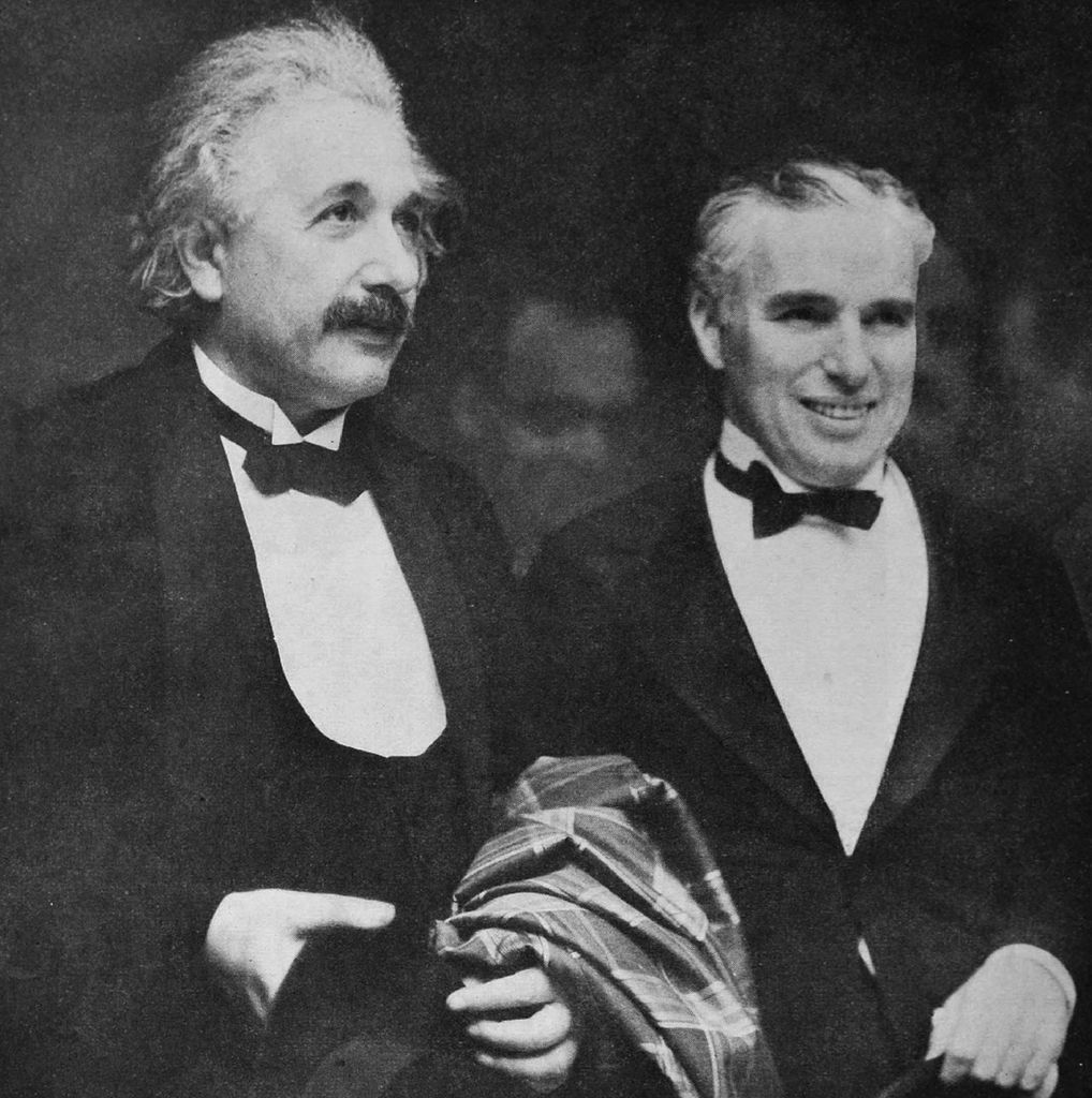 Albert Einstein si Charlie Chaplin