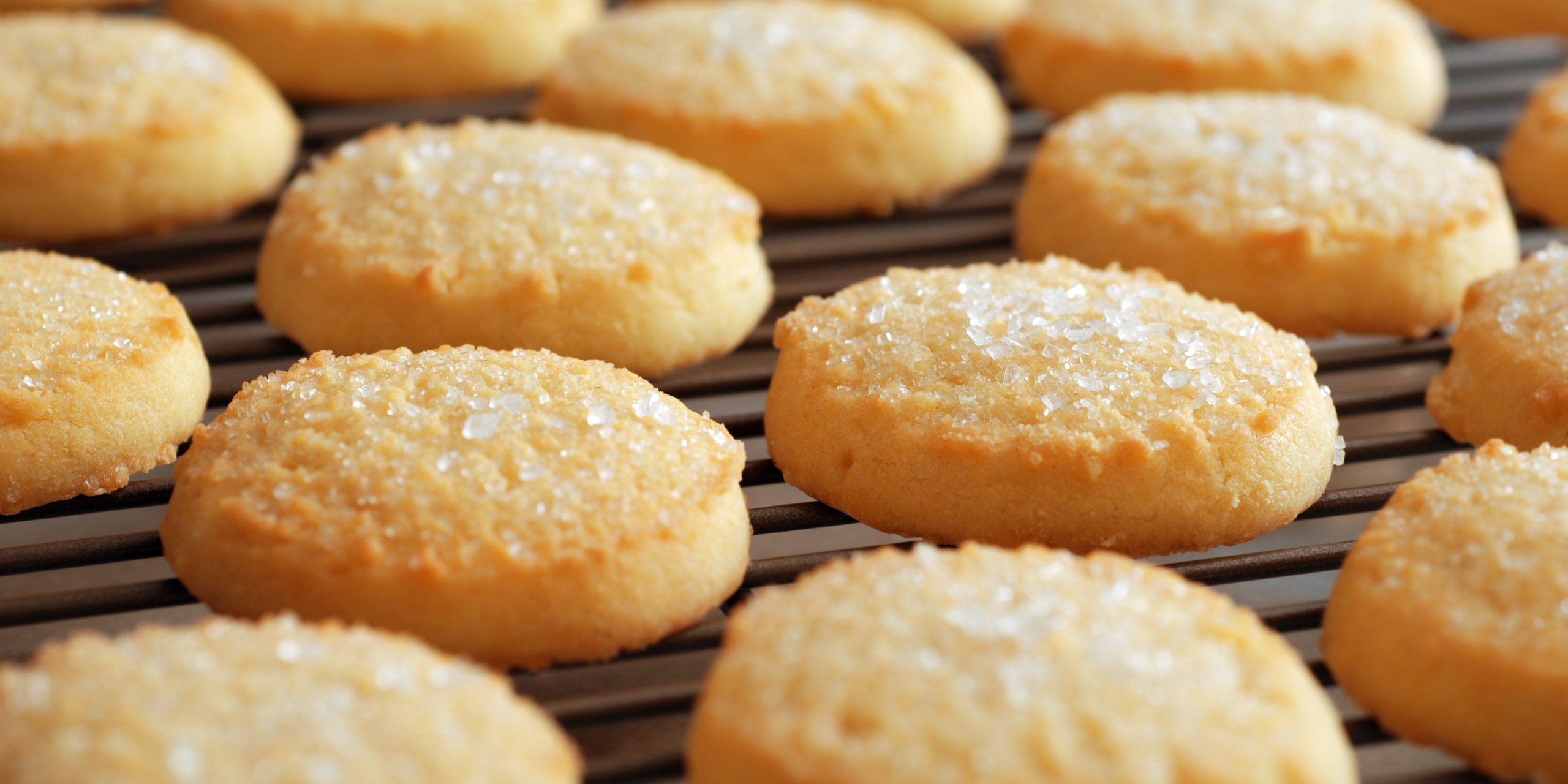 Cea mai simplă rețetă de biscuiți. Sunt gata în 15 minute și sunt extrem de delicioși