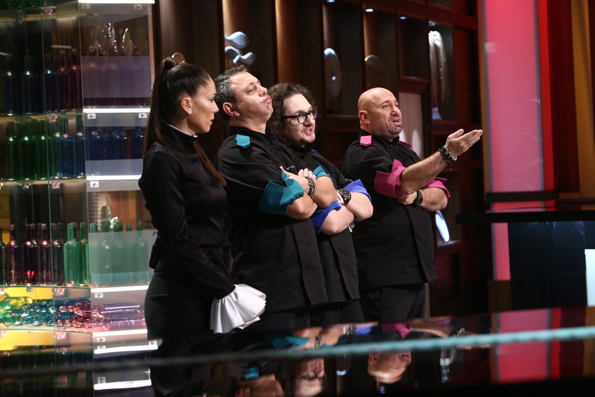 Vezi Live Video prima parte a finalei emisiunii Chefi la Cuțite 2021 pe Antena 1