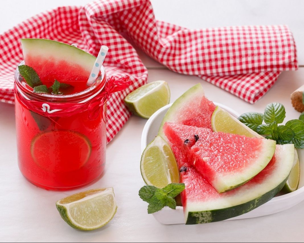 Rețetă Frozen Margarita cu pepene roșu. Cum poți să prepari, acasă, faimosul cocktail. Pașii simpli de urmat