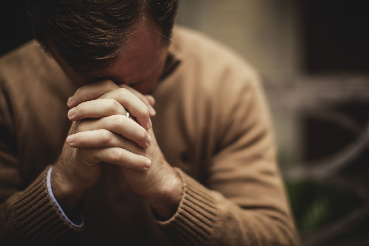 Rugăciunea pe care să o spui când ești descurajat și trist. Alungă gândurile negre