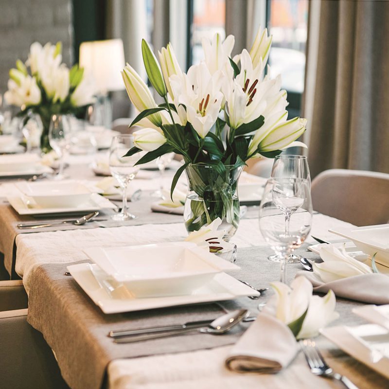 Tacâmurile la masă