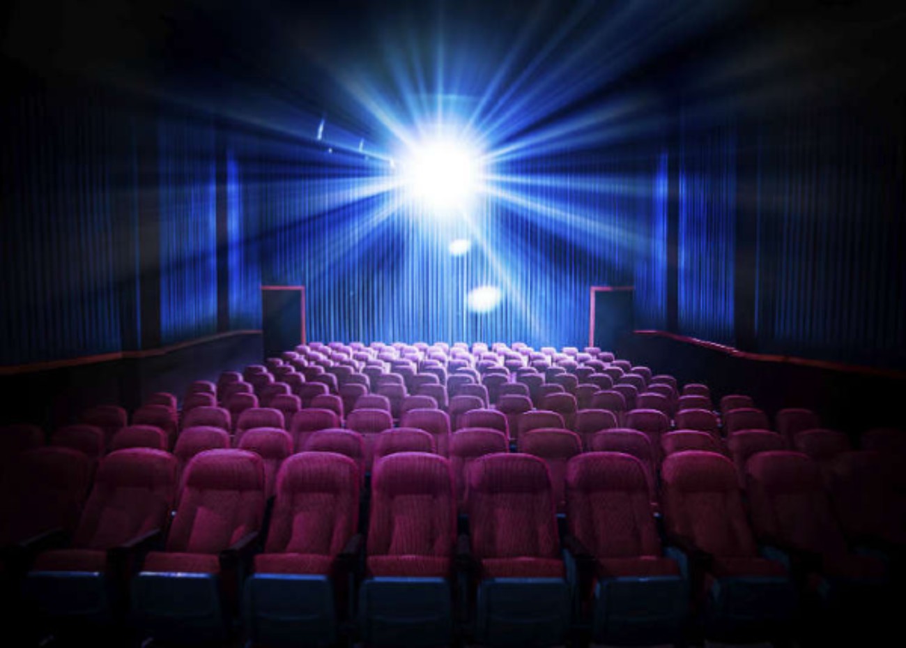 10 filme care apar în iunie 2021 în cinematografele din România. Surpriza de pe listă