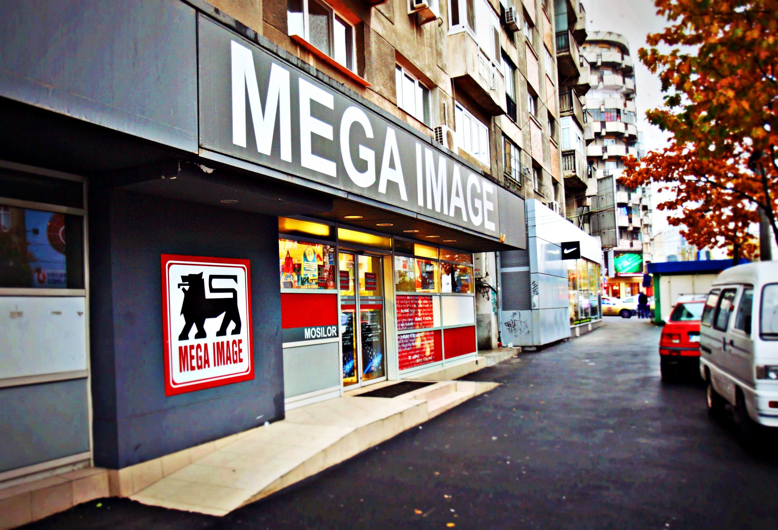 Programul magazinelor Mega Image de Rusalii 2021