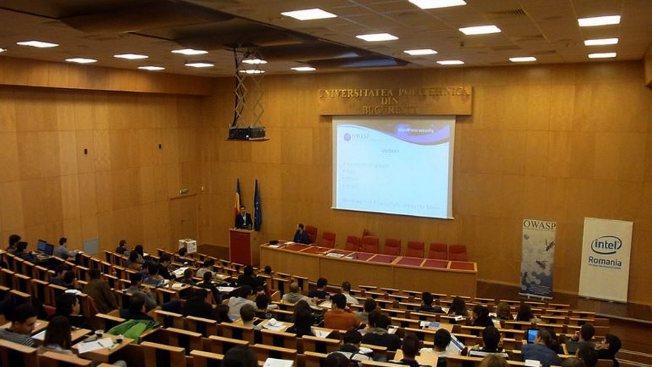 Acte necesare pentru admiterea la Spiru Haret 2021