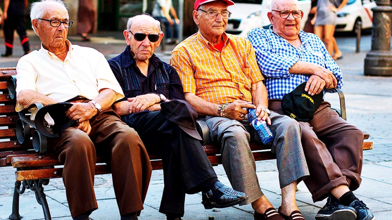 Acte necesare și documente pentru pensionare. Cum te pensionezi fără emoții