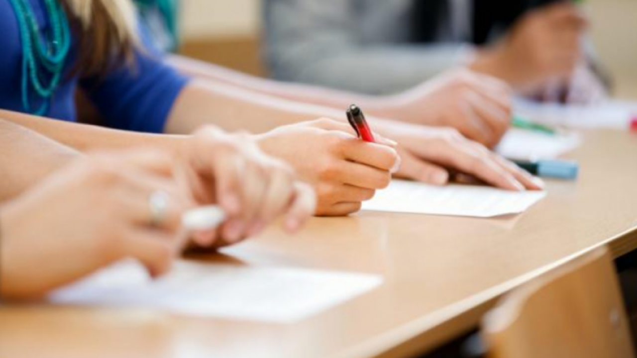 Acte necesare pentru admiterea la Spiru Haret 2021. Vezi calendarul complet al examenelor