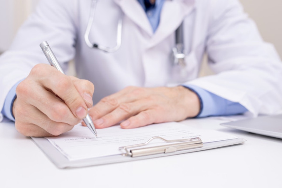 Ce servicii medicale primești gratuit de la medicul de familie, dacă nu ești asigurat