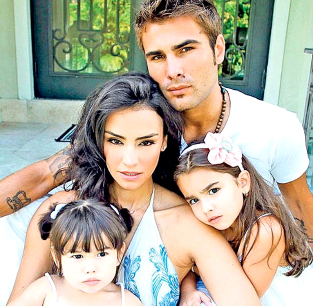 Adrian Mutu, alături de Consuelo și cele două fiice