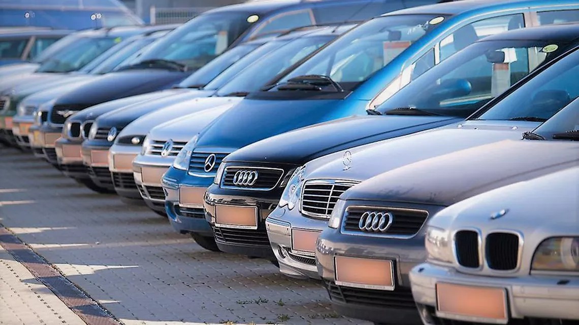 Cum arată un raport Car Vertical pentru o mașină furată