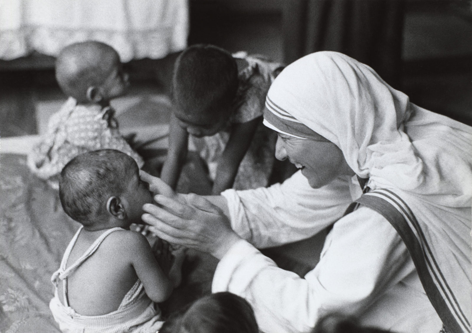Maica Tereza, și-a pus viața în slujba celor săraci și bolnavi