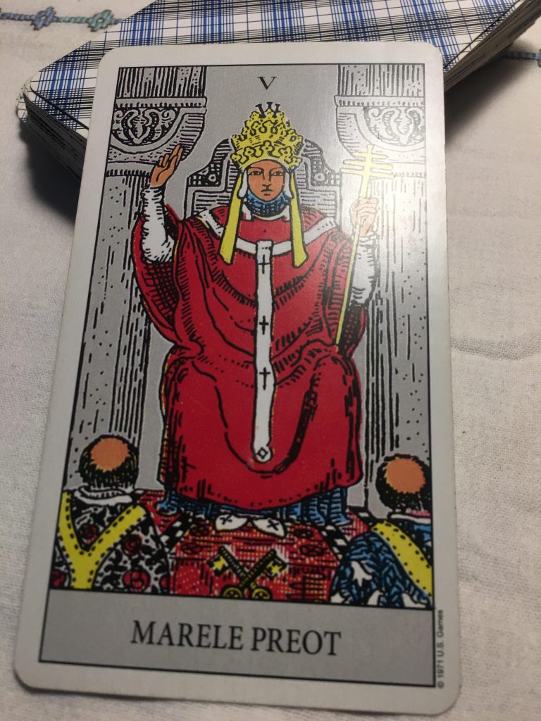 Mesajul cărților de tarot. Marele Preot
