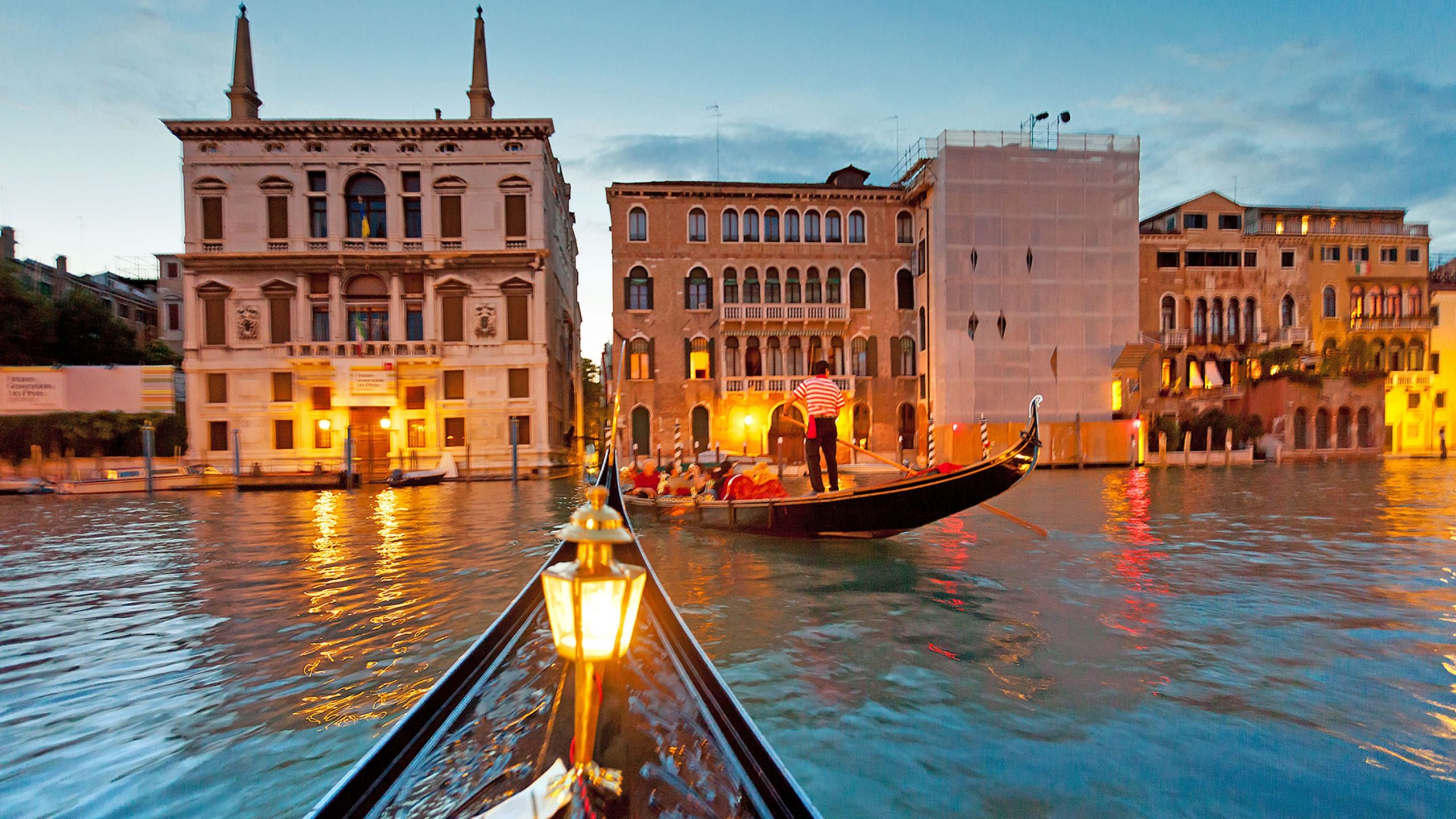Motivul pentru care casele din Veneția nu se scufundă