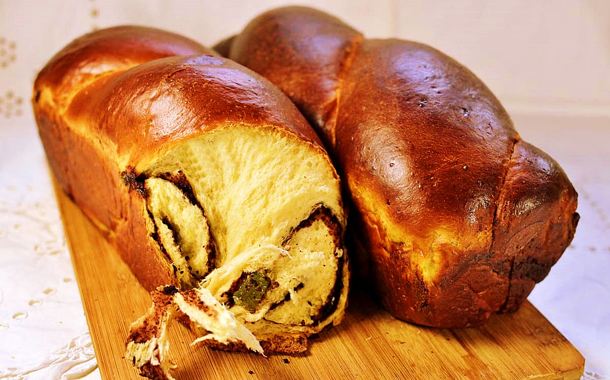 Rețetă de cozonac pufos care se desface în fâșii. Mod de preparare și ingrediente