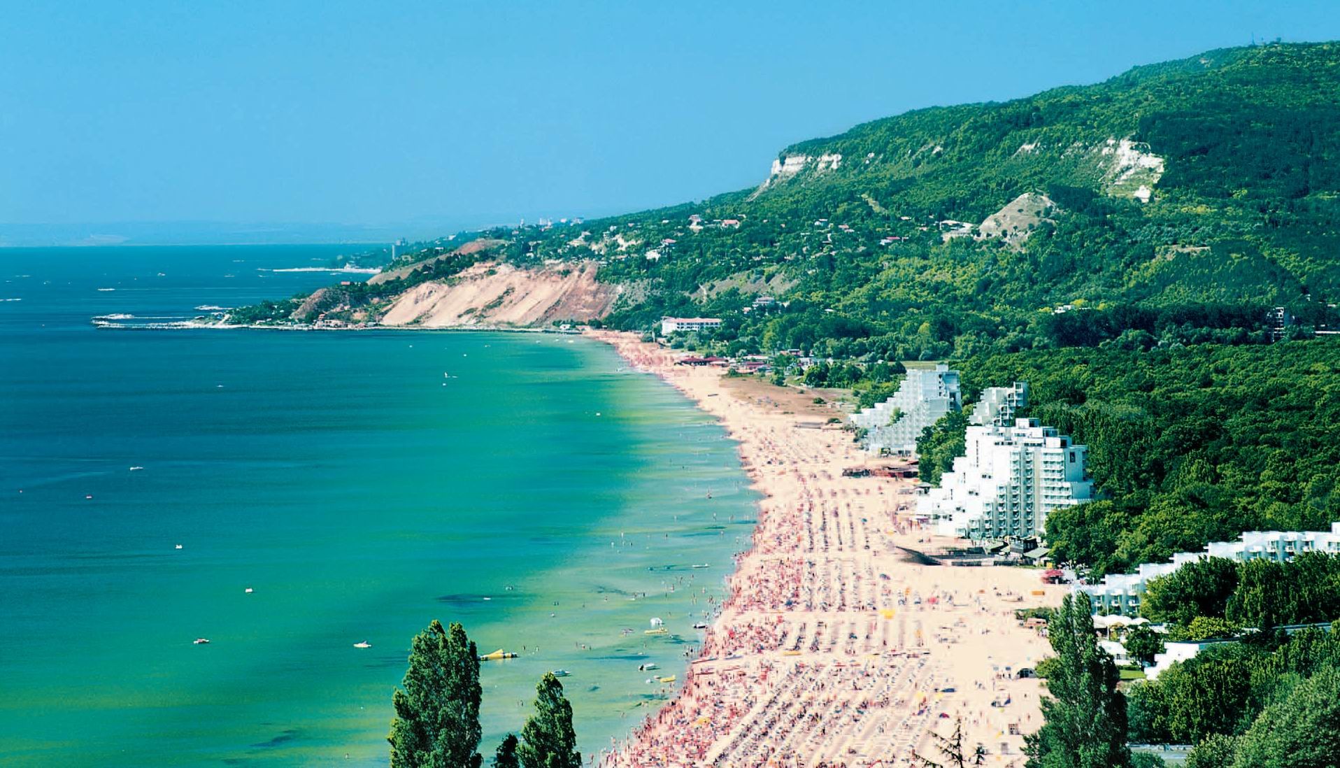 Țara în care românii își pot petrece vacanța de vară fără restricții