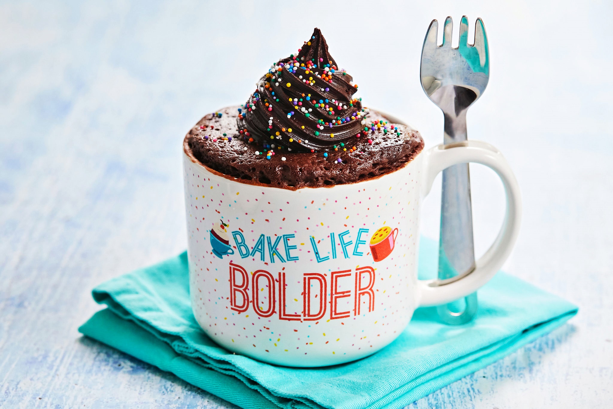 Cea mai delicioasă rețetă de Mug Cake. Ingrediente și mod de preparare