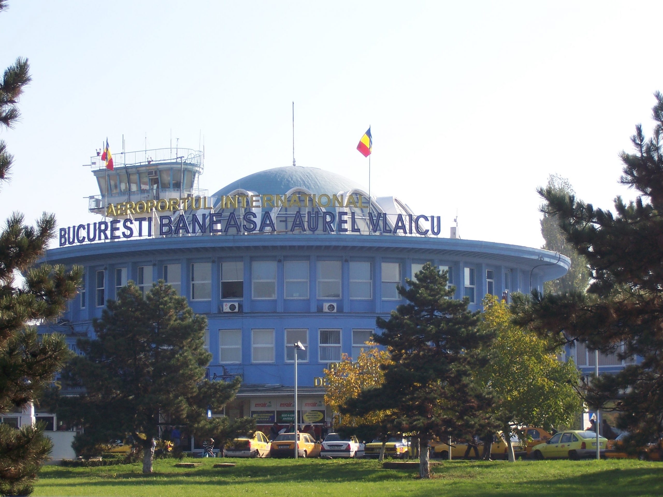 Câte aeroporturi sunt în România și unde se află