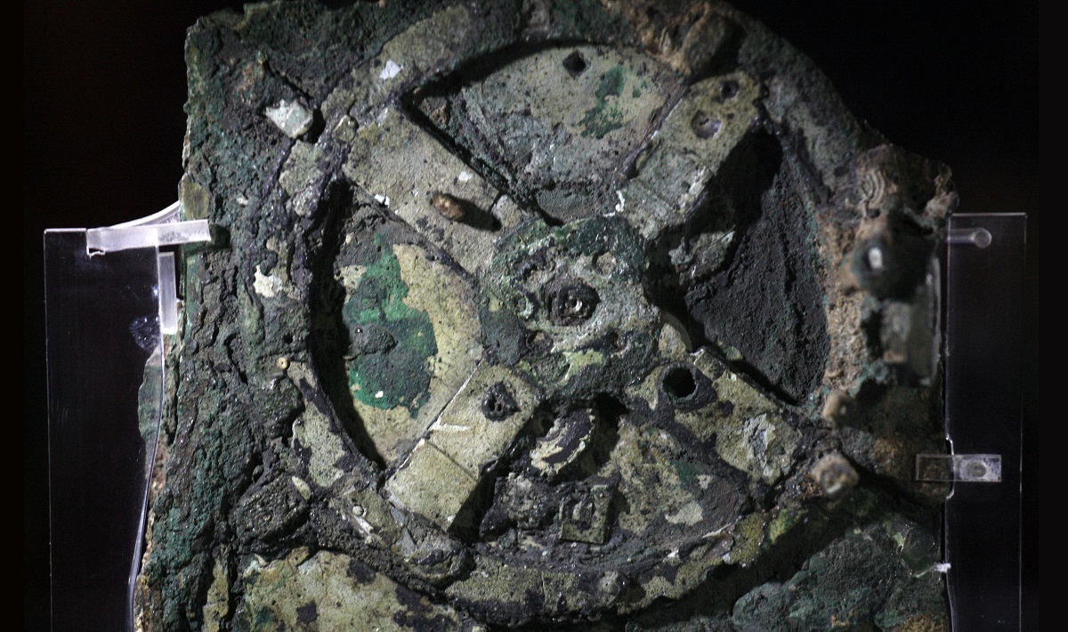 Cele mai bizare lucruri găsite pe epave - Mecanismul Antikythera