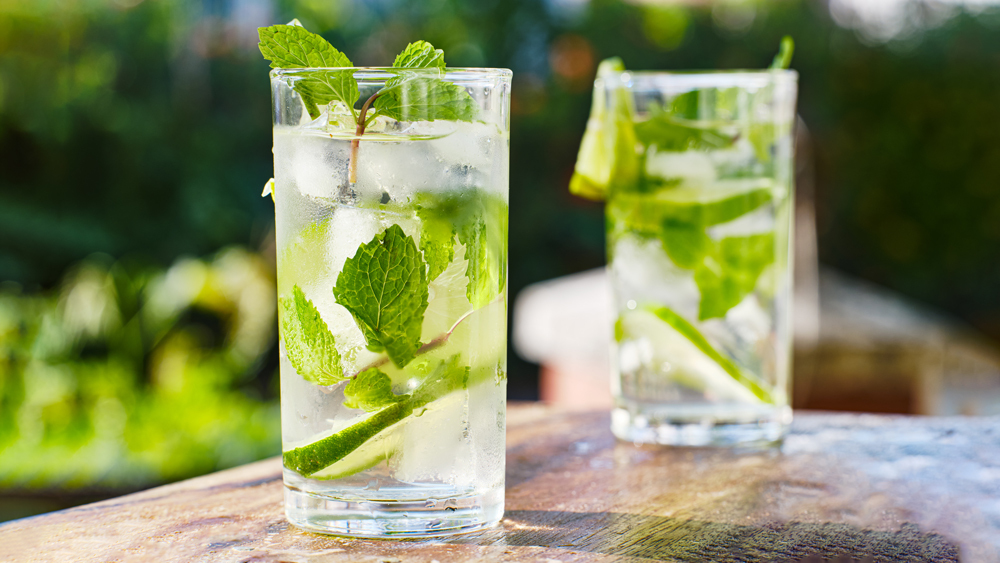 Cum să prepari Mojito chiar la tine acasă