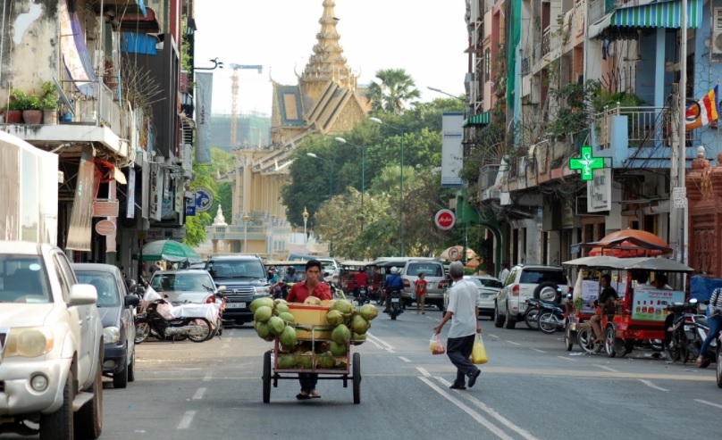 Cum trăiesc oamenii în Cambodgia