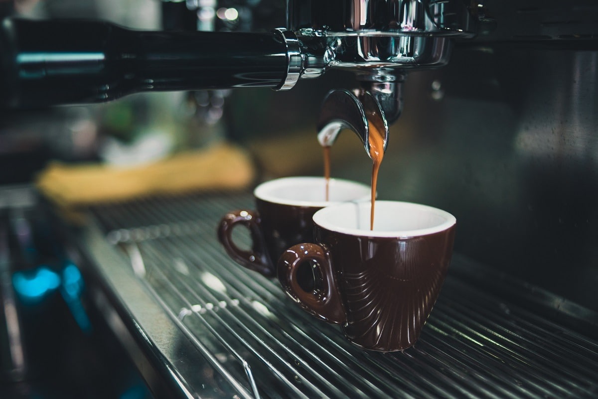 Espresso este unul dintre cele mai populare și mai consumate tipuri de cafele 