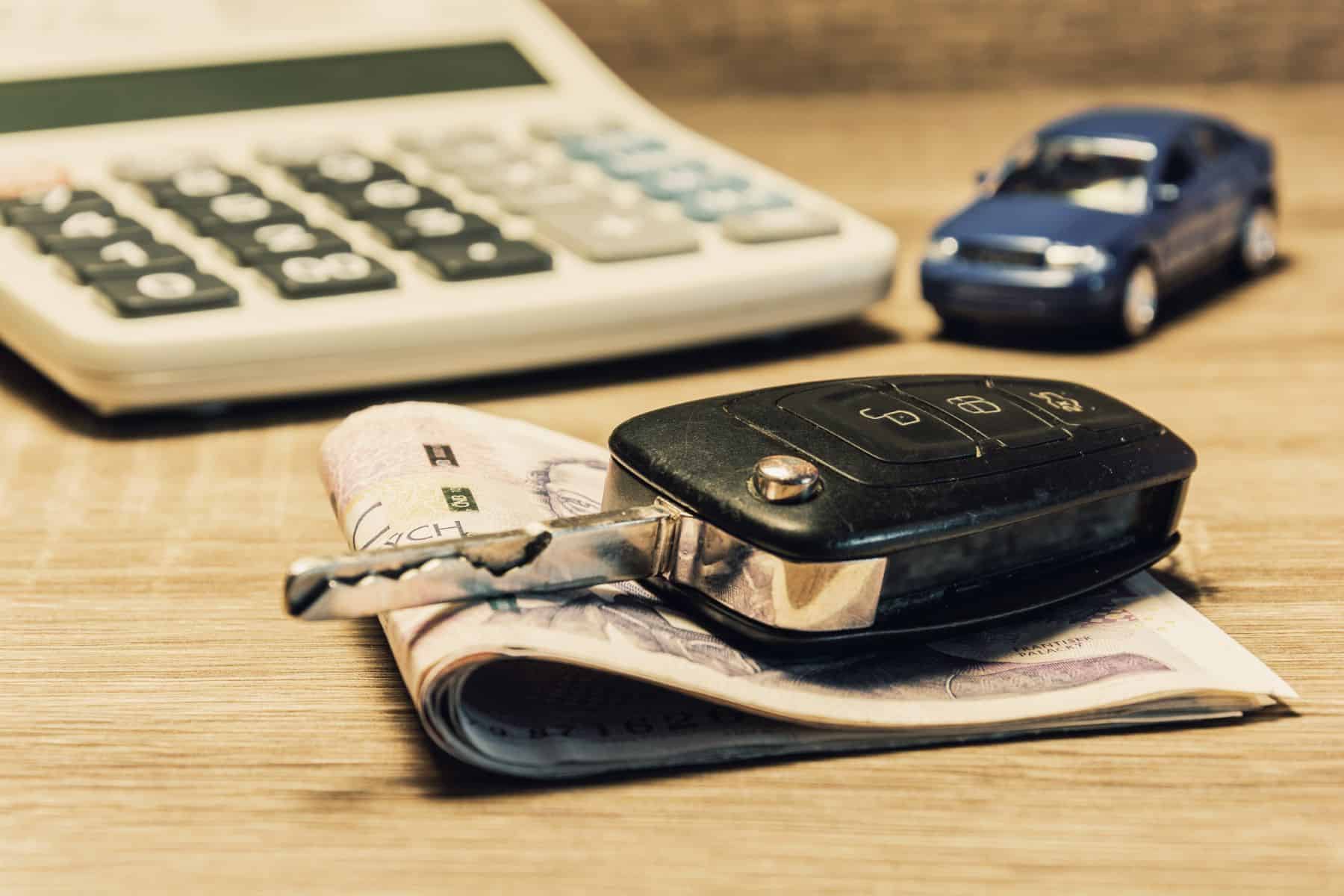 Ce trebuie să știi când închiriezi o mașină în vacanța din străinătate