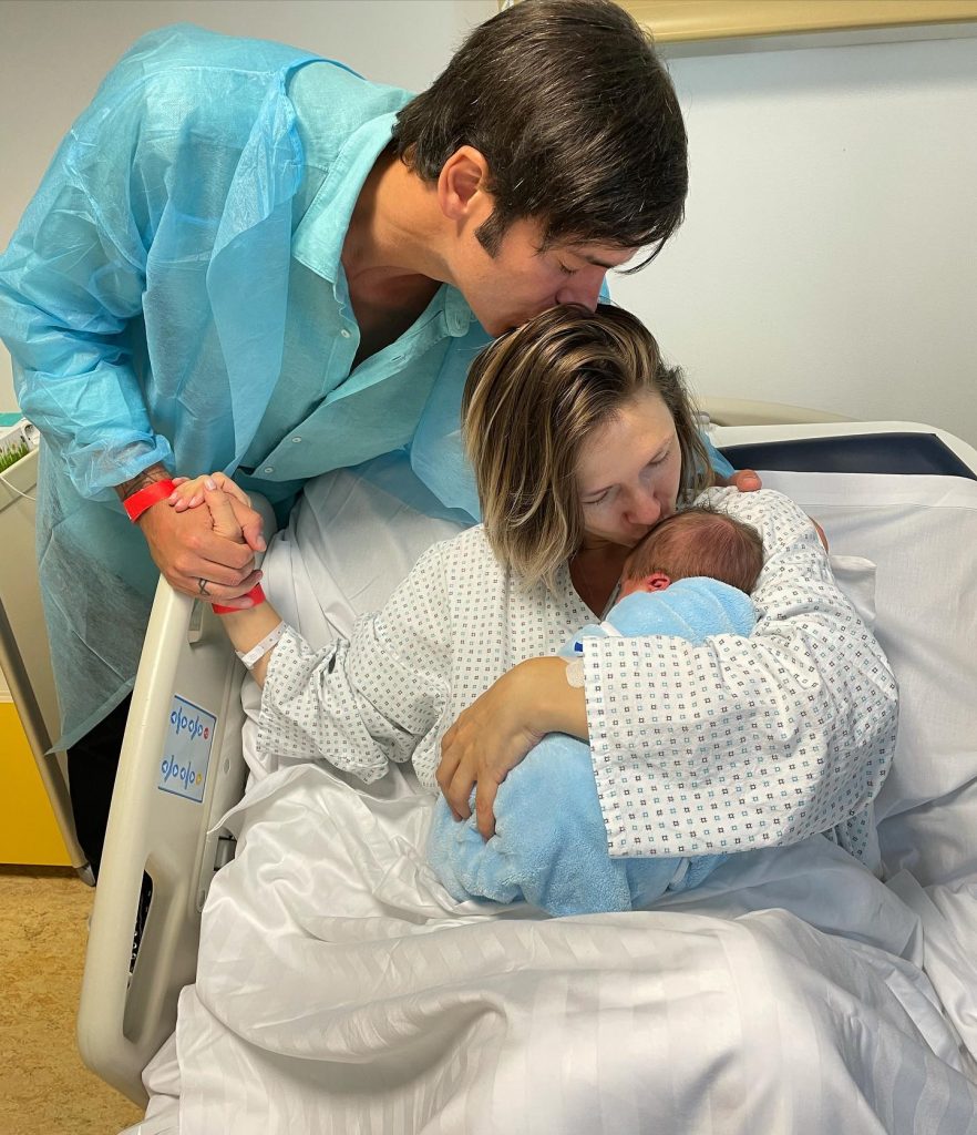Adela Popescu a născut recent cel de-al treilea băiețel al familiei