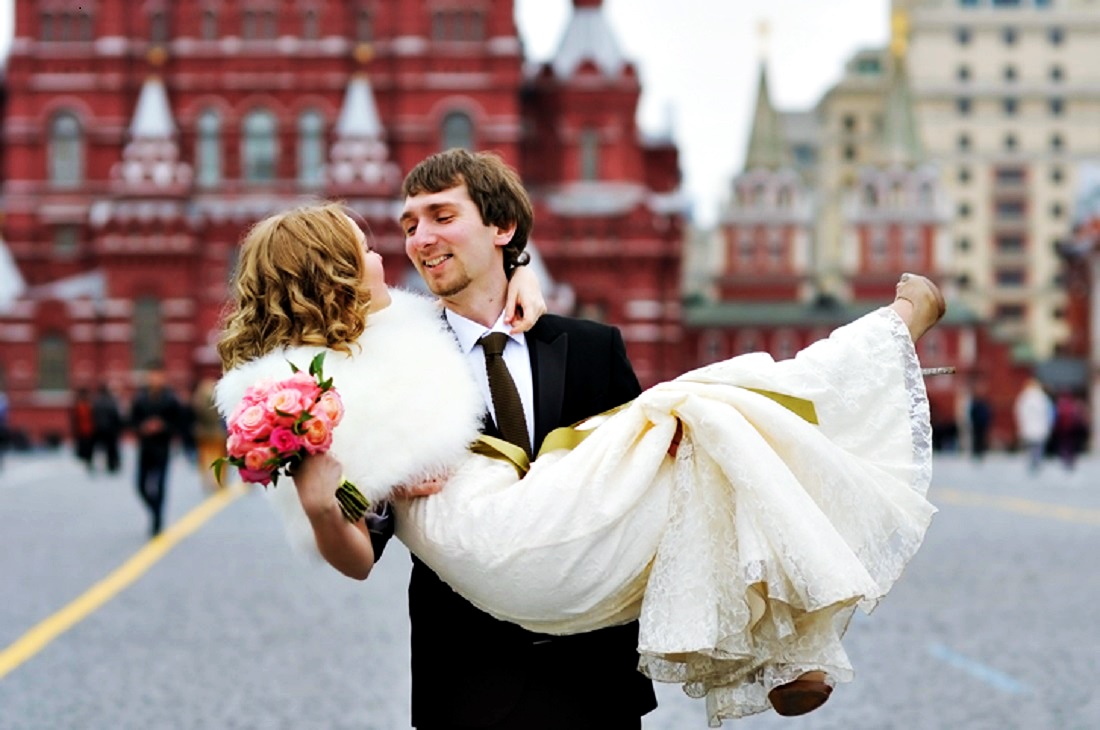 Tradiții și obiceiuri la nunțile rusești. Cum se desfășoară un astfel de eveniment