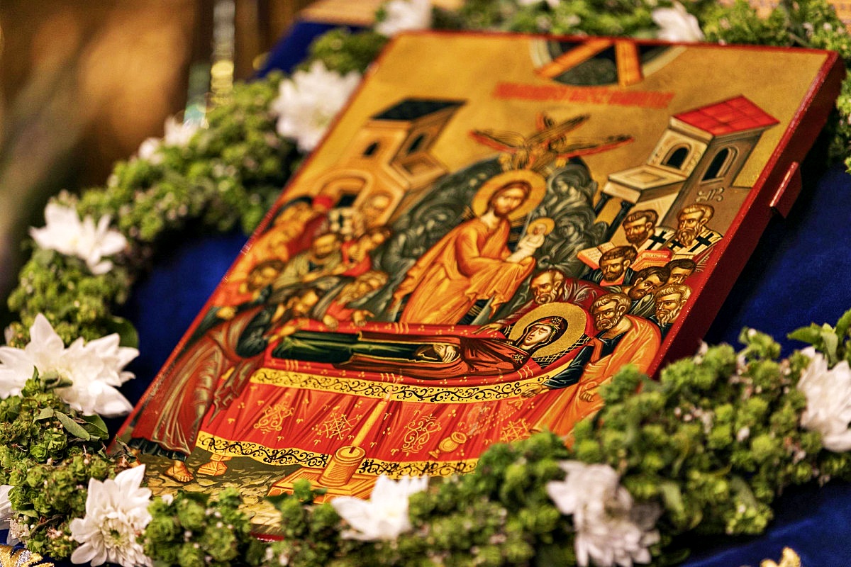 Datini, obiceiuri și tradiții de Adormirea Maicii Domnului sau Sfânta Maria Mare