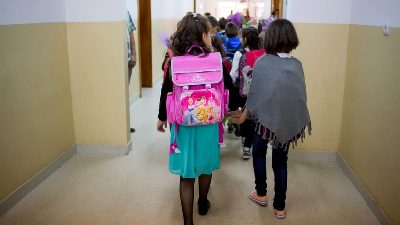 Când au elevii vacanțe în anul școlar 2021 - 2022