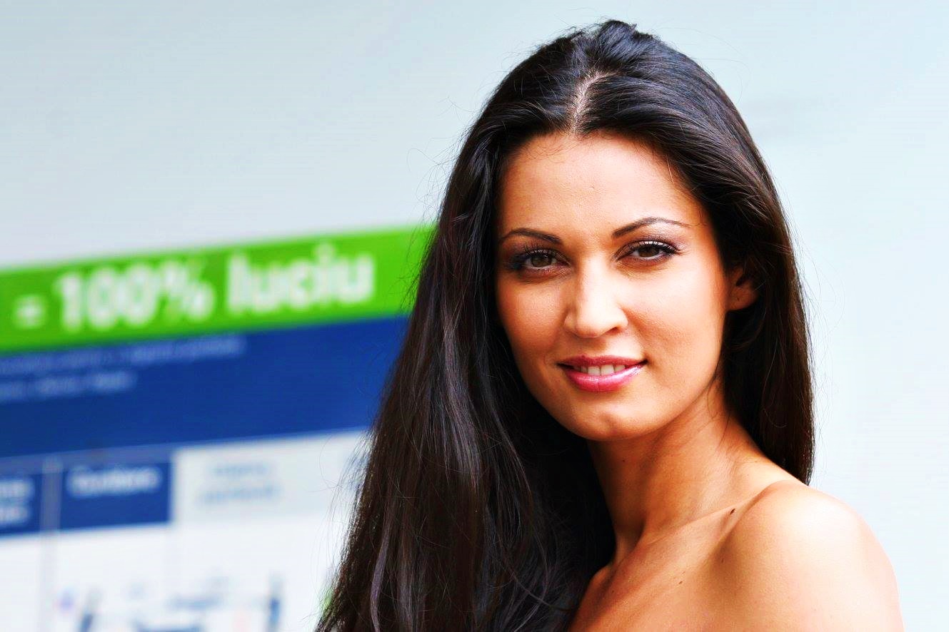 Câți bani a încasat Nicoleta Luciu pentru apariția din Playboy