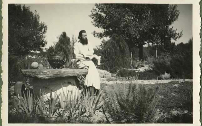 Arsenie Boca, la începutul călugăriei