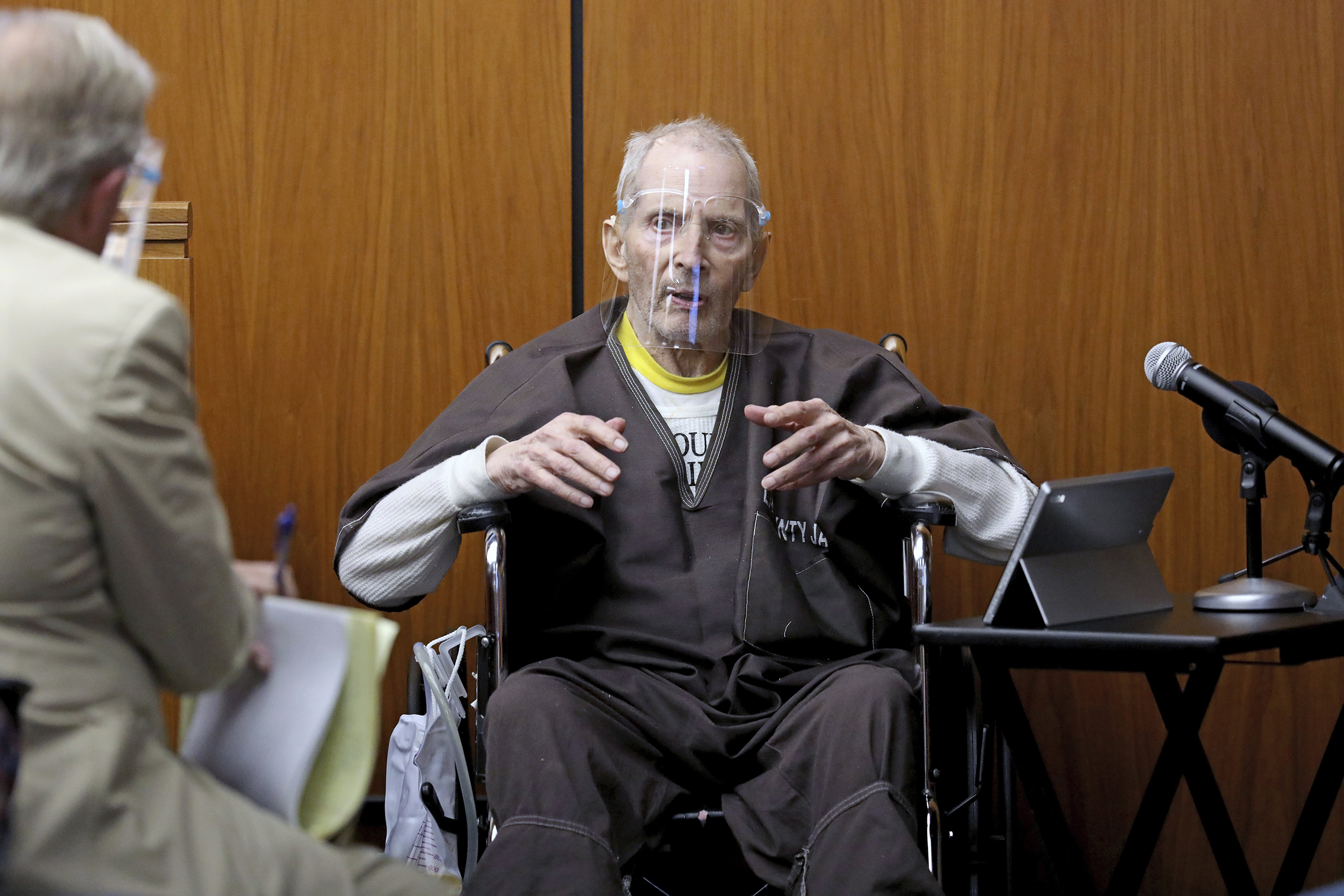 Robert Durst, adus în fața judecătorilor
