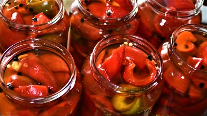 Cum se pun gogoșarii la oțet pentru iarnă